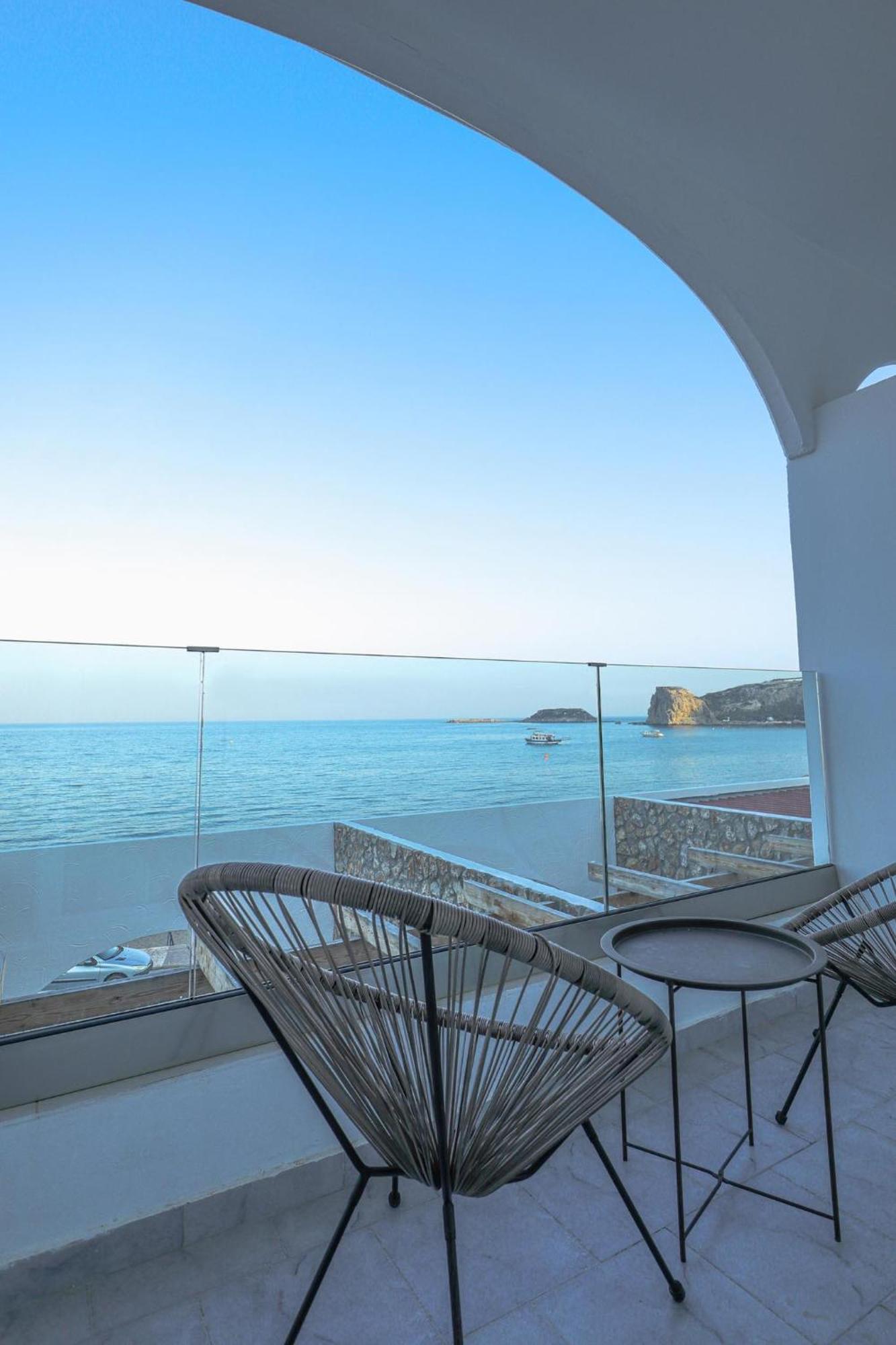 Delfini Beach Hotel & Suites Archangelos (Rhodes) Exterior foto